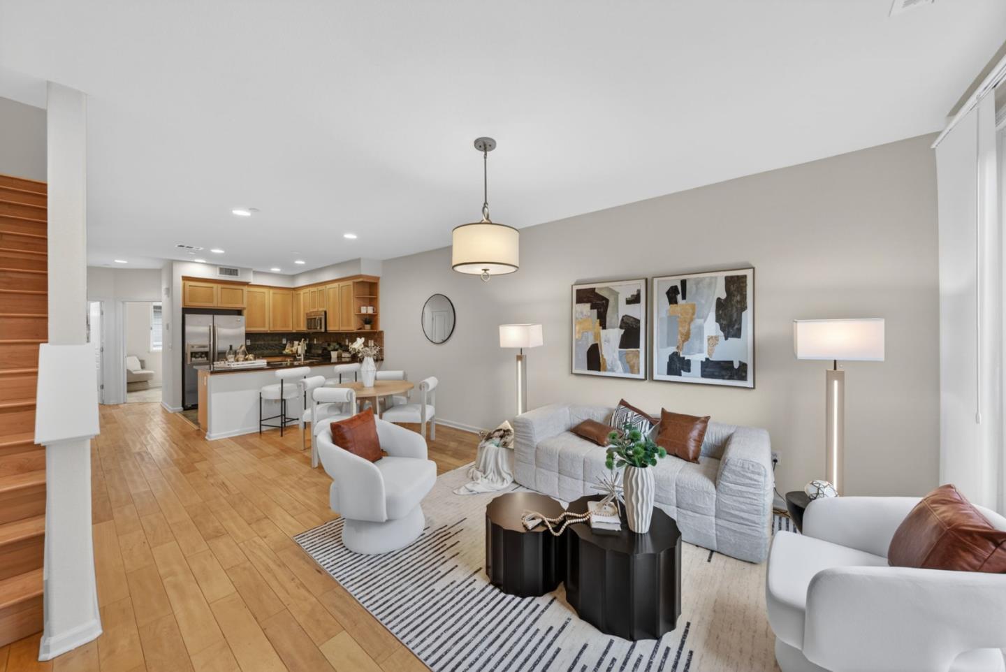 650 Almaden Walk LOOP