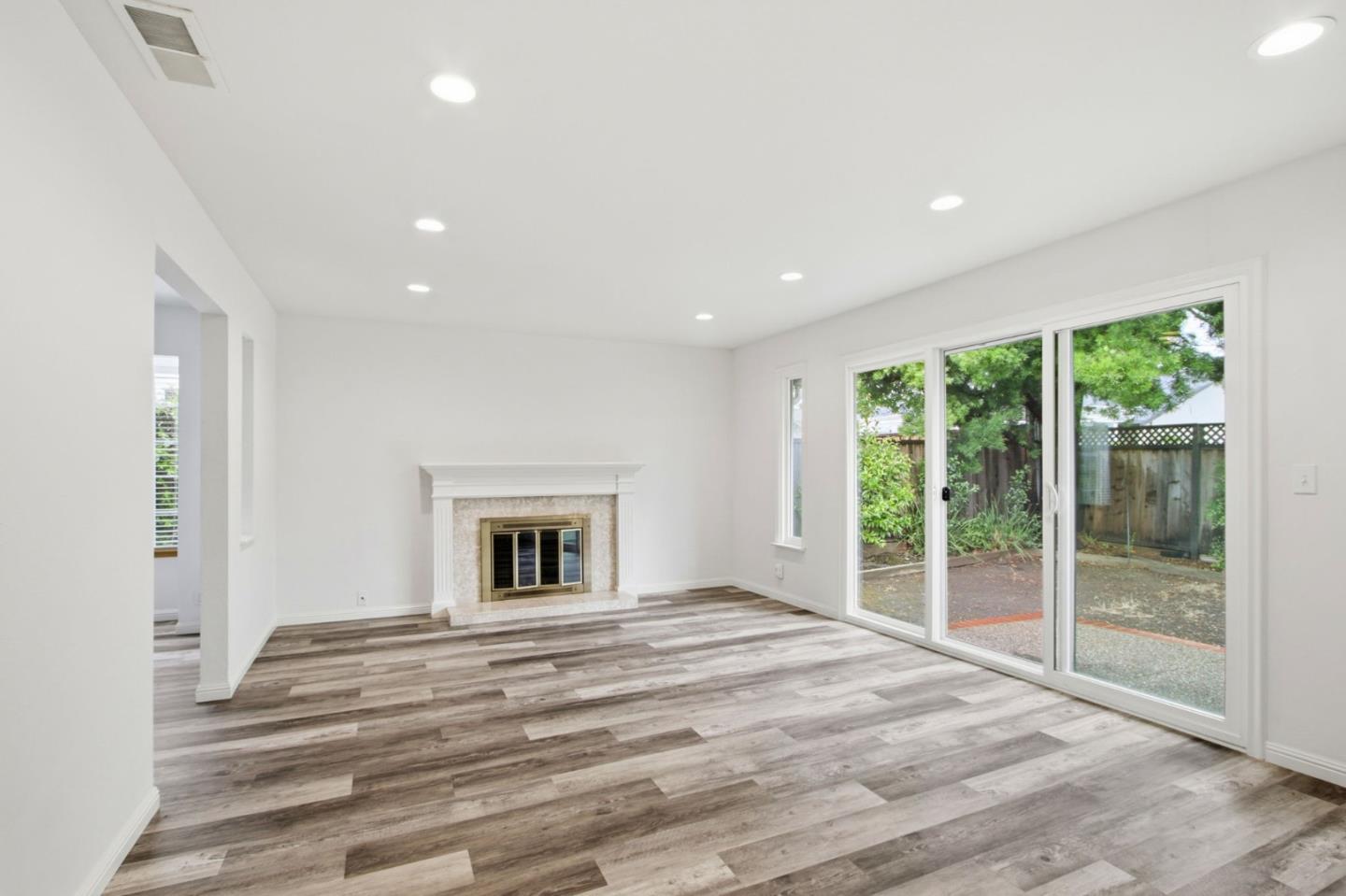 7509 Orange Blossom DR - Bathroom