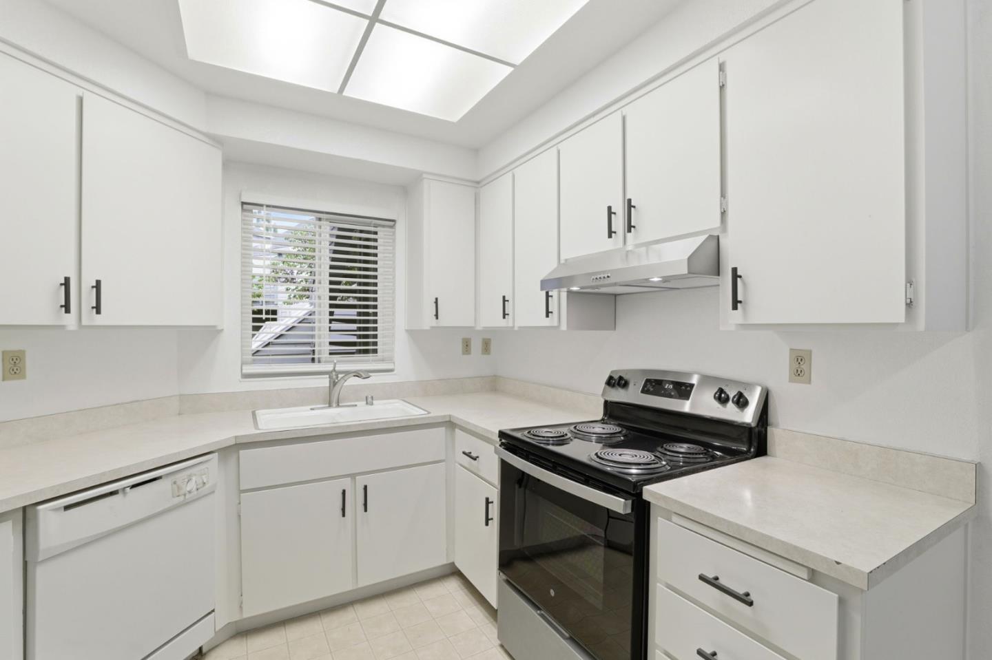 414 Shadowgraph DR - Backyard