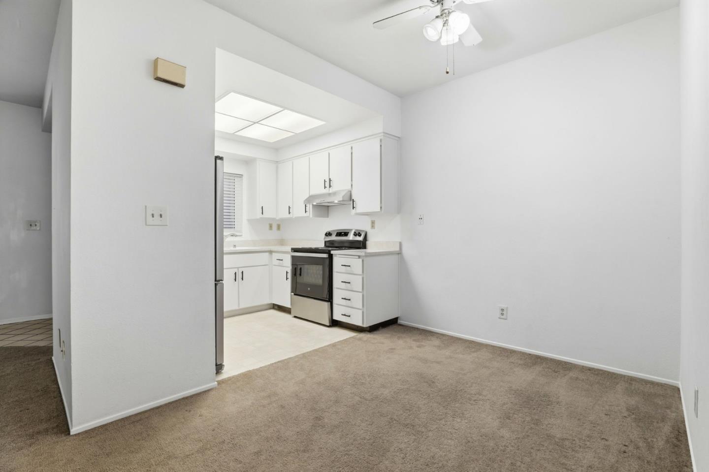 414 Shadowgraph DR - Bathroom