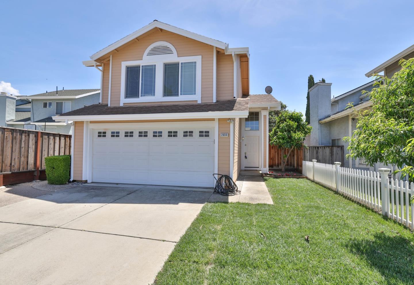 2930 Vista Creek DR