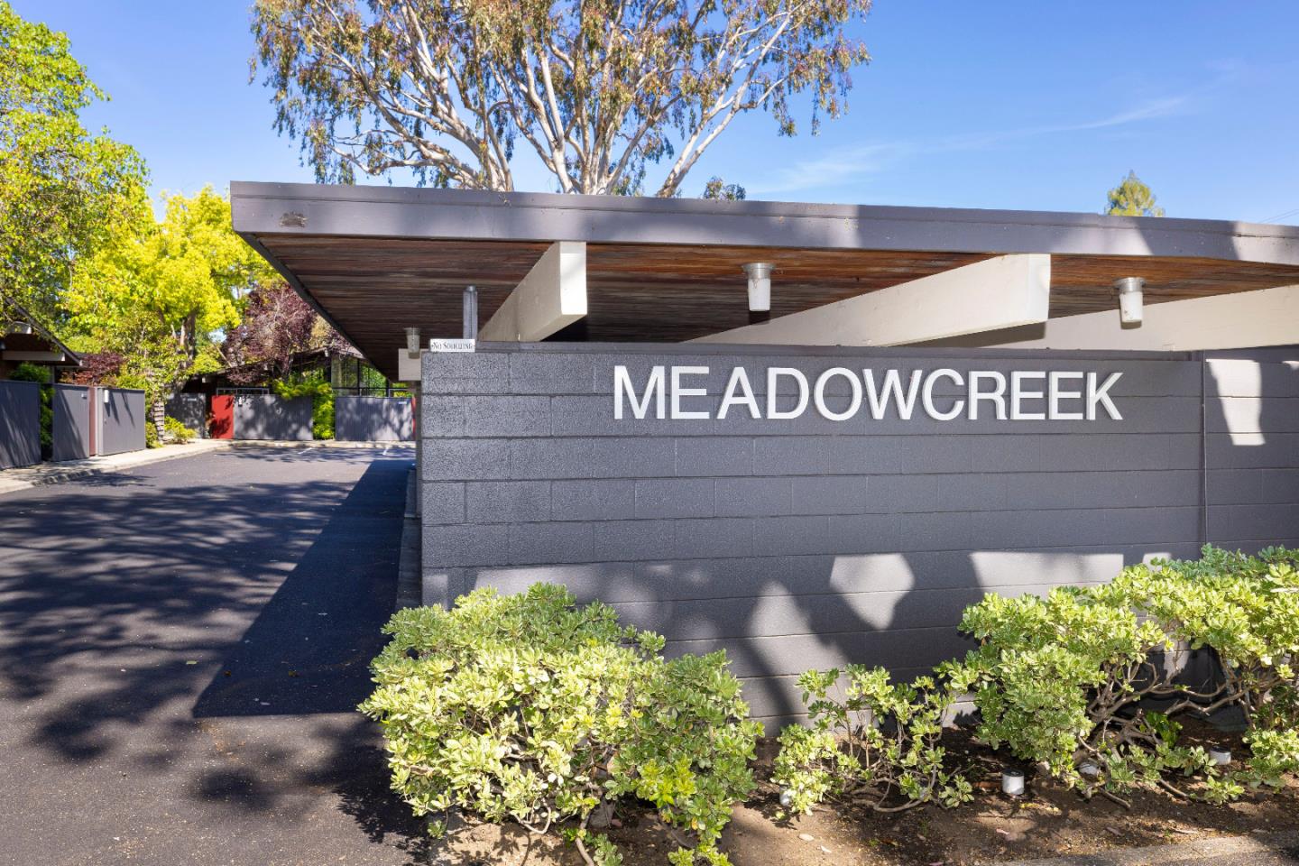 163 Greenmeadow WAY