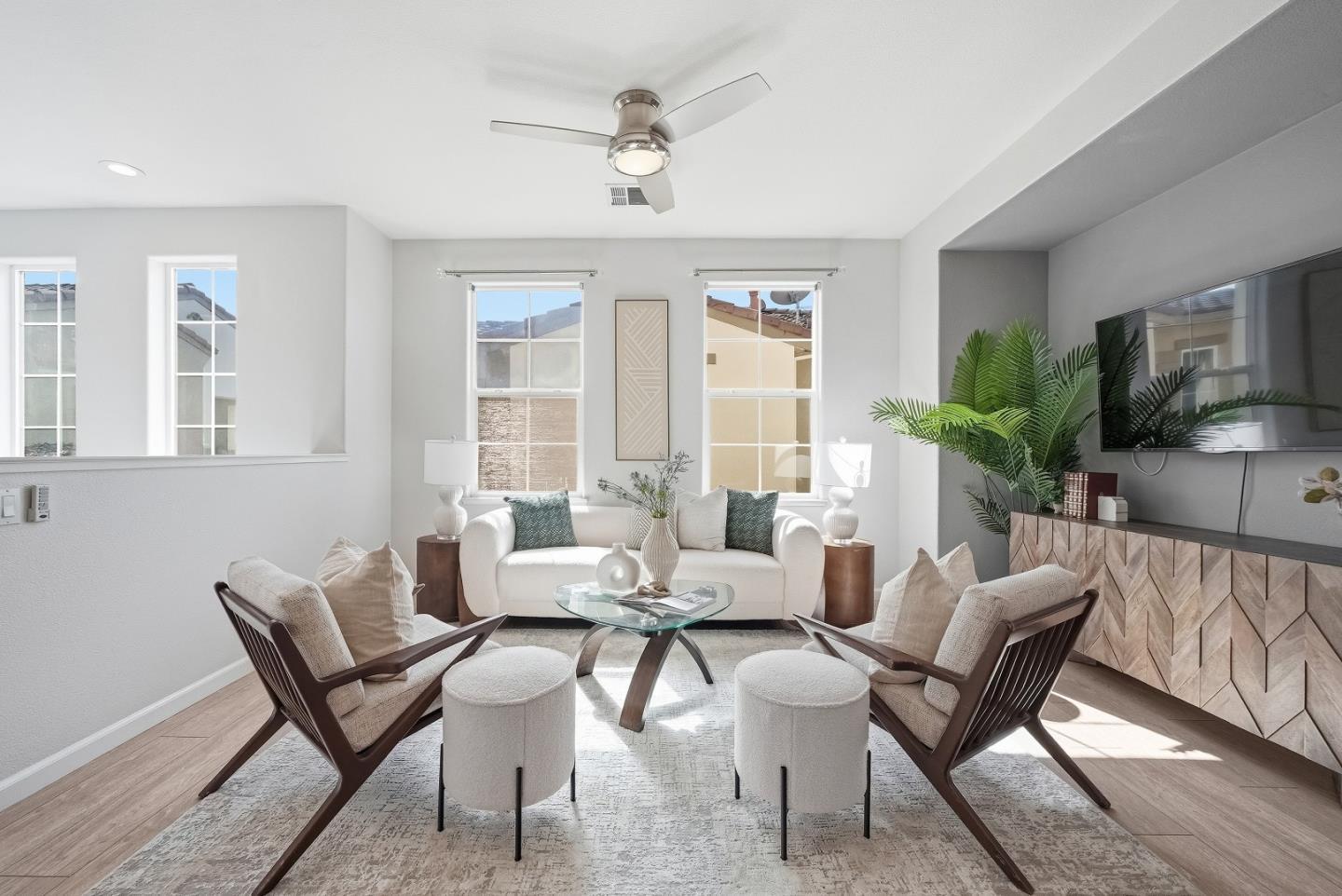 770 Claridad LOOP - Living area