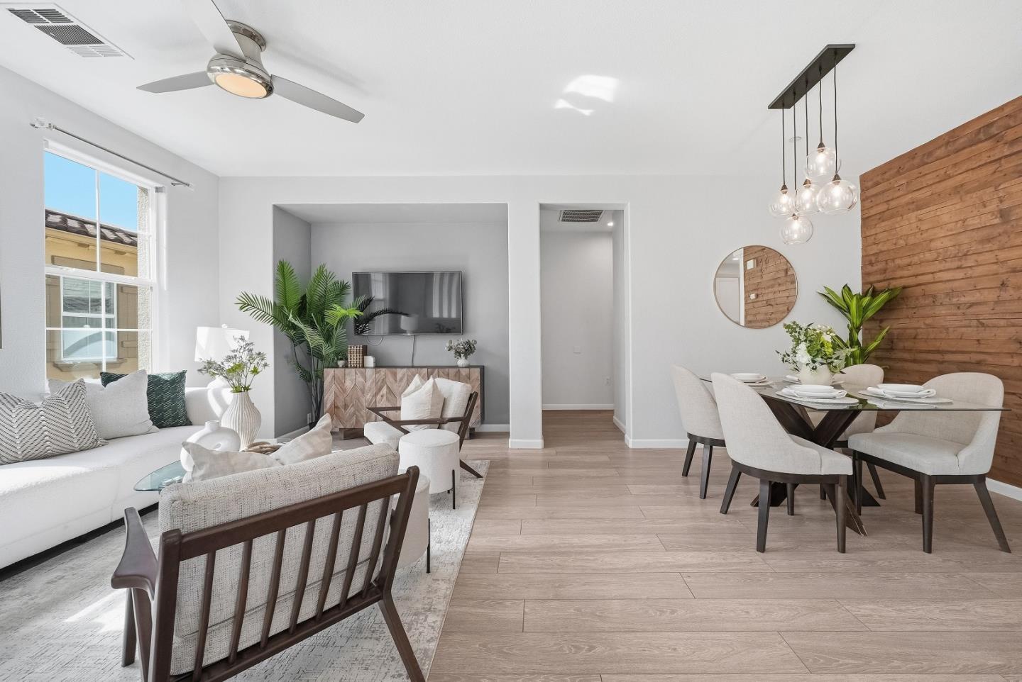 770 Claridad LOOP - Bathroom