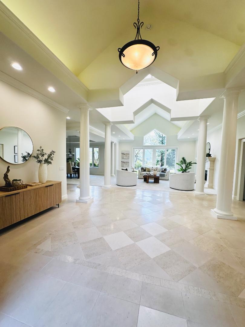 899 Vista Del Roble PL - Bathroom