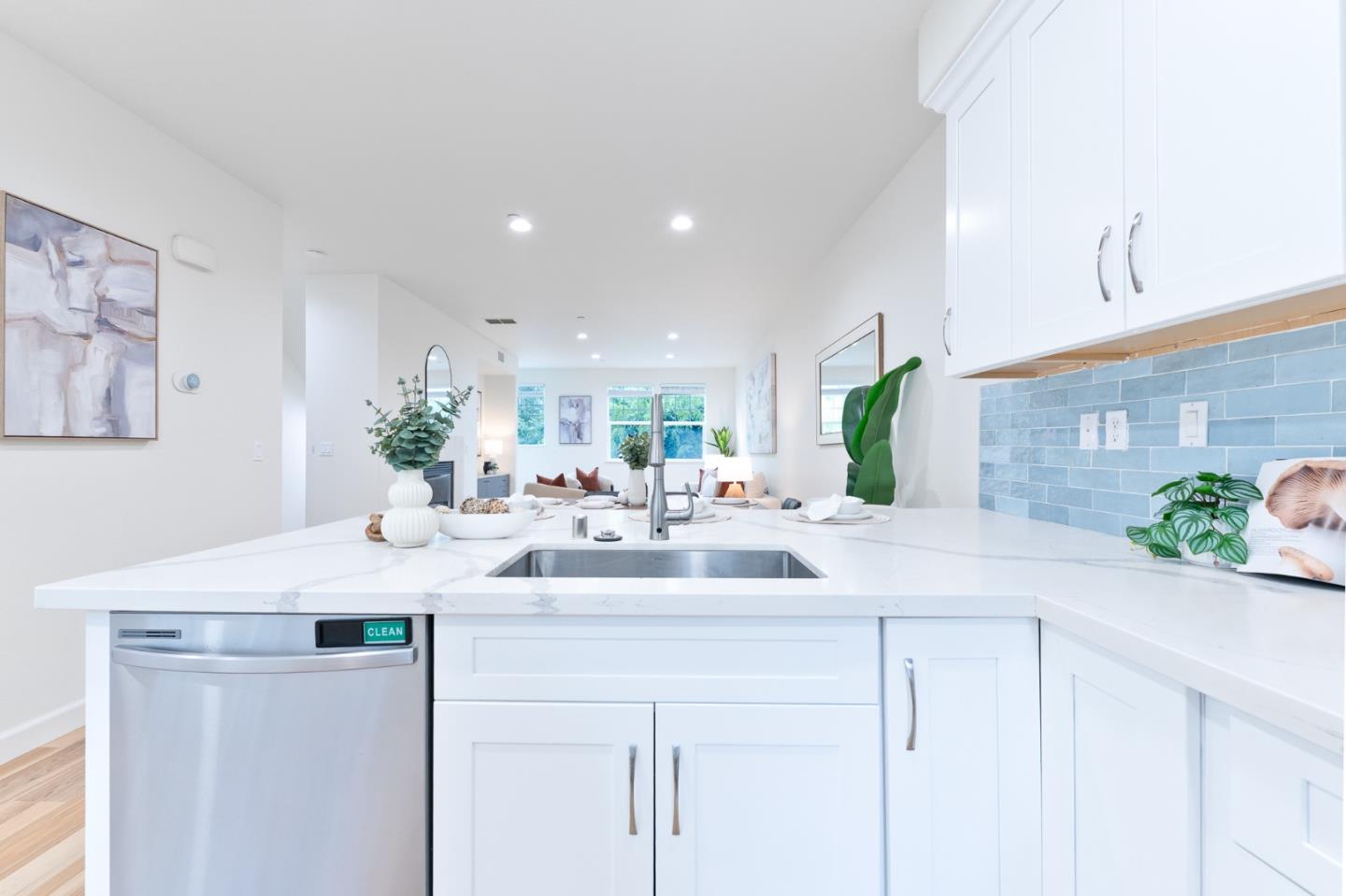 638 Almaden Walk LOOP - Backyard
