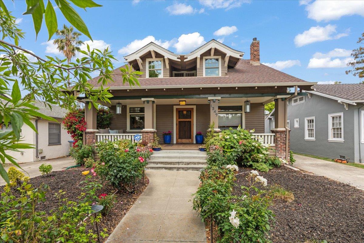 1349 Sierra AVE