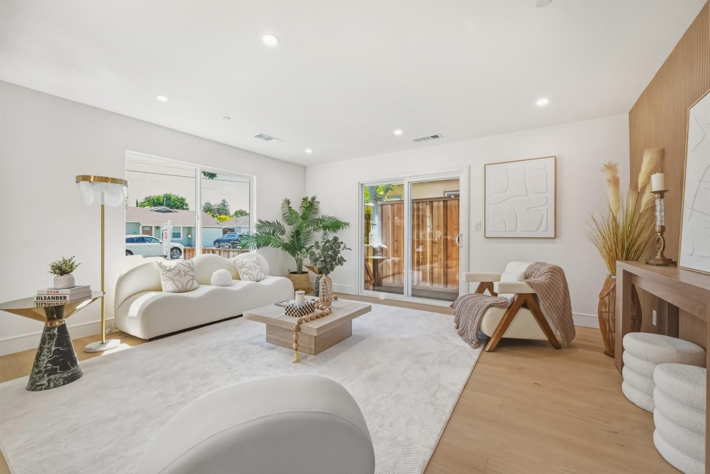 375 Stowell AVE - Bedroom