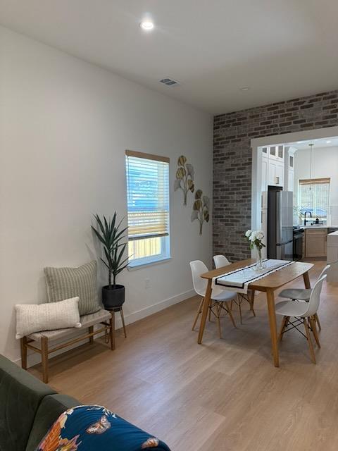 870 Cinnabar ST - Bedroom