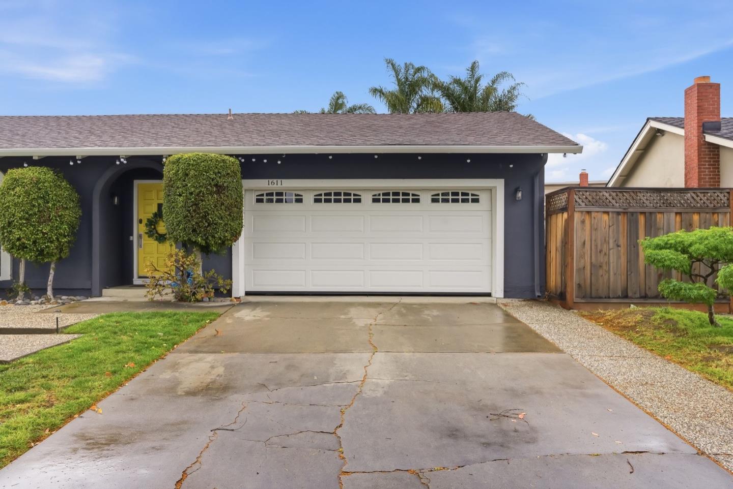 1611 Shreen CT - Kitchen