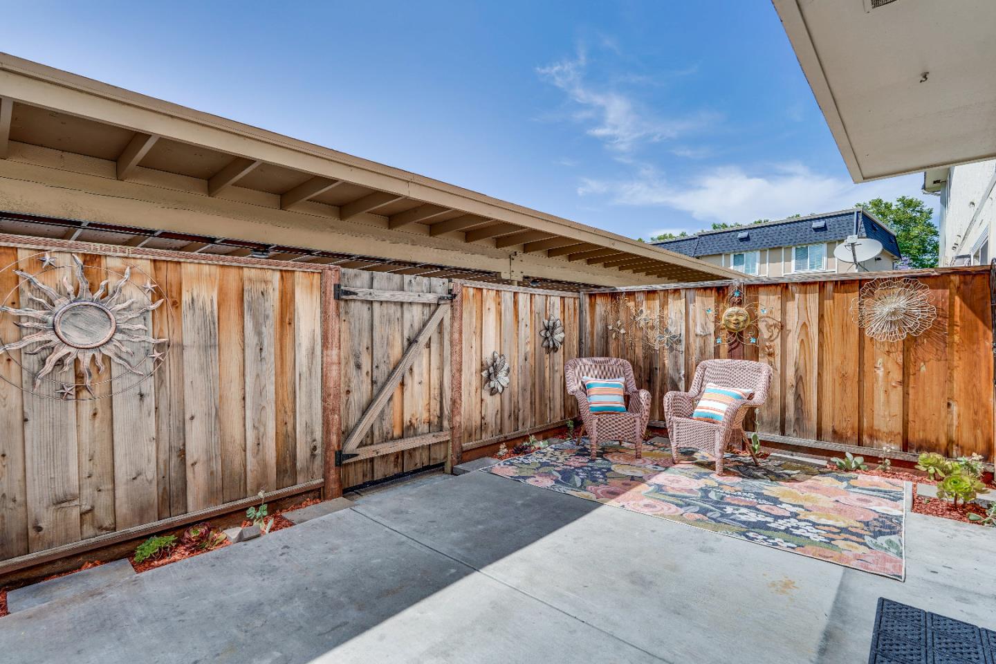 5470 Don Diablo CT