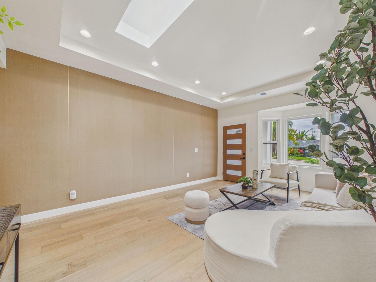 986 Starflower CT - Bedroom