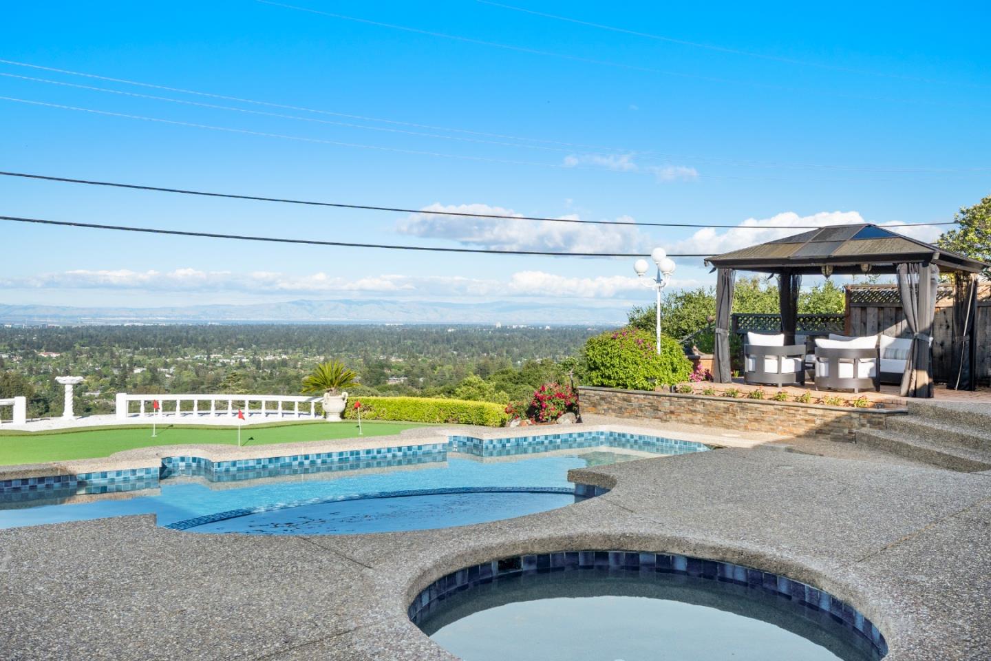 1111 Eden Bower LN