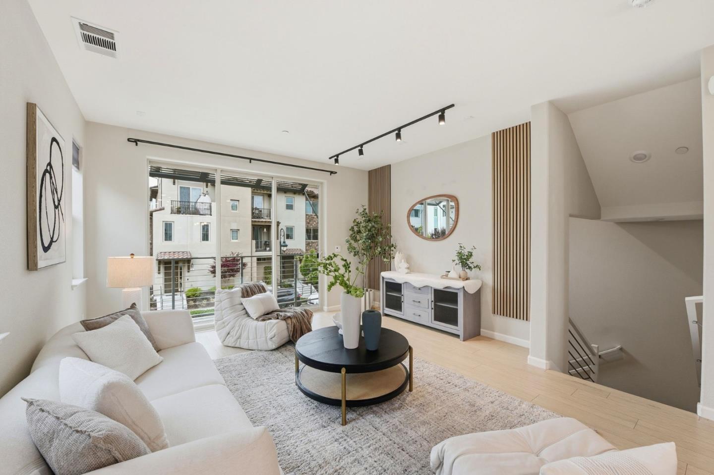3048 Lina ST - Kitchen