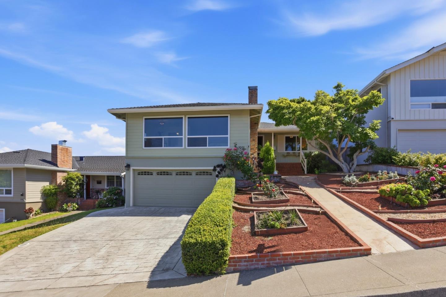 1931 Glen AVE