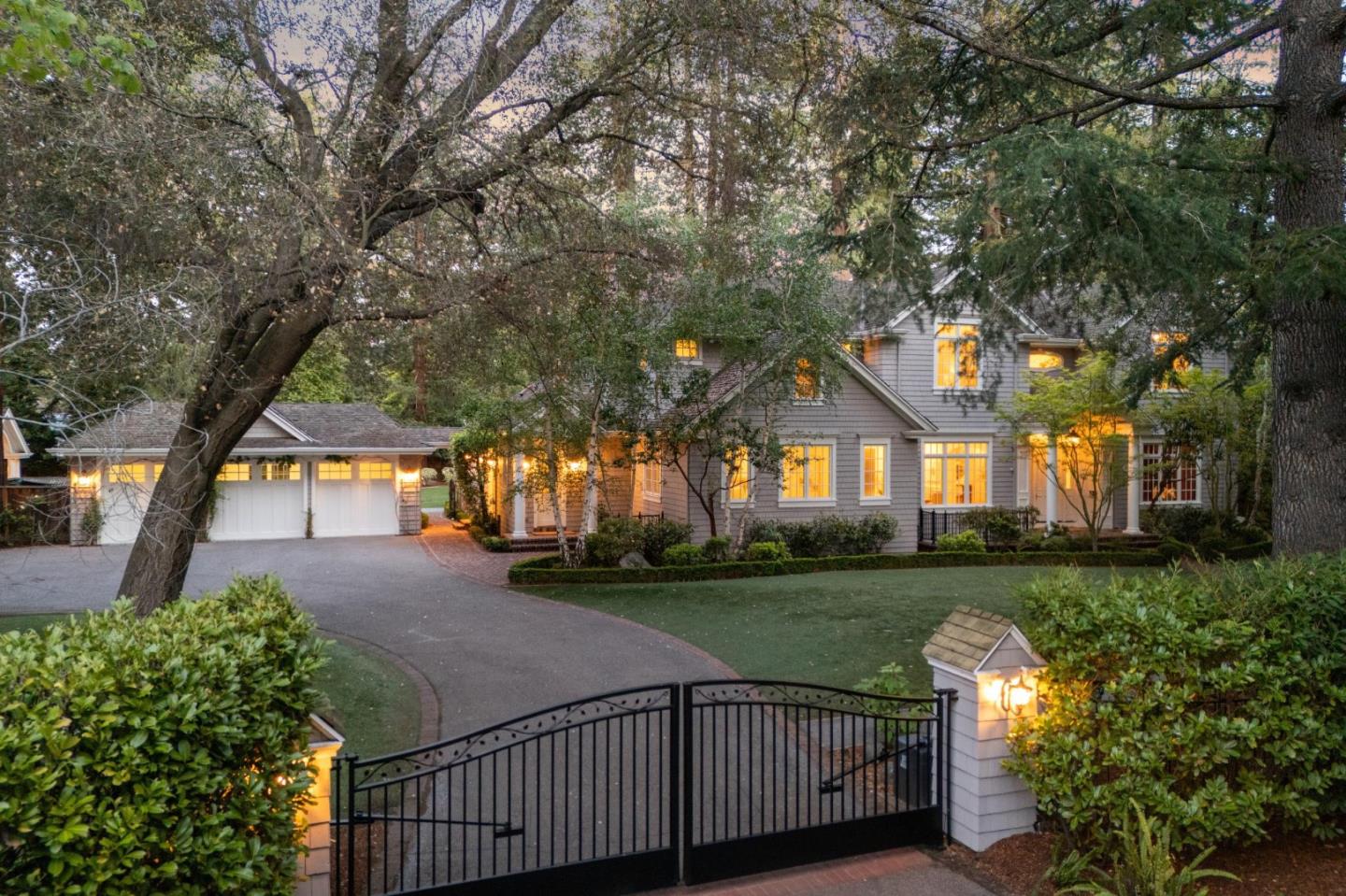 74 Lilac DR - Interior