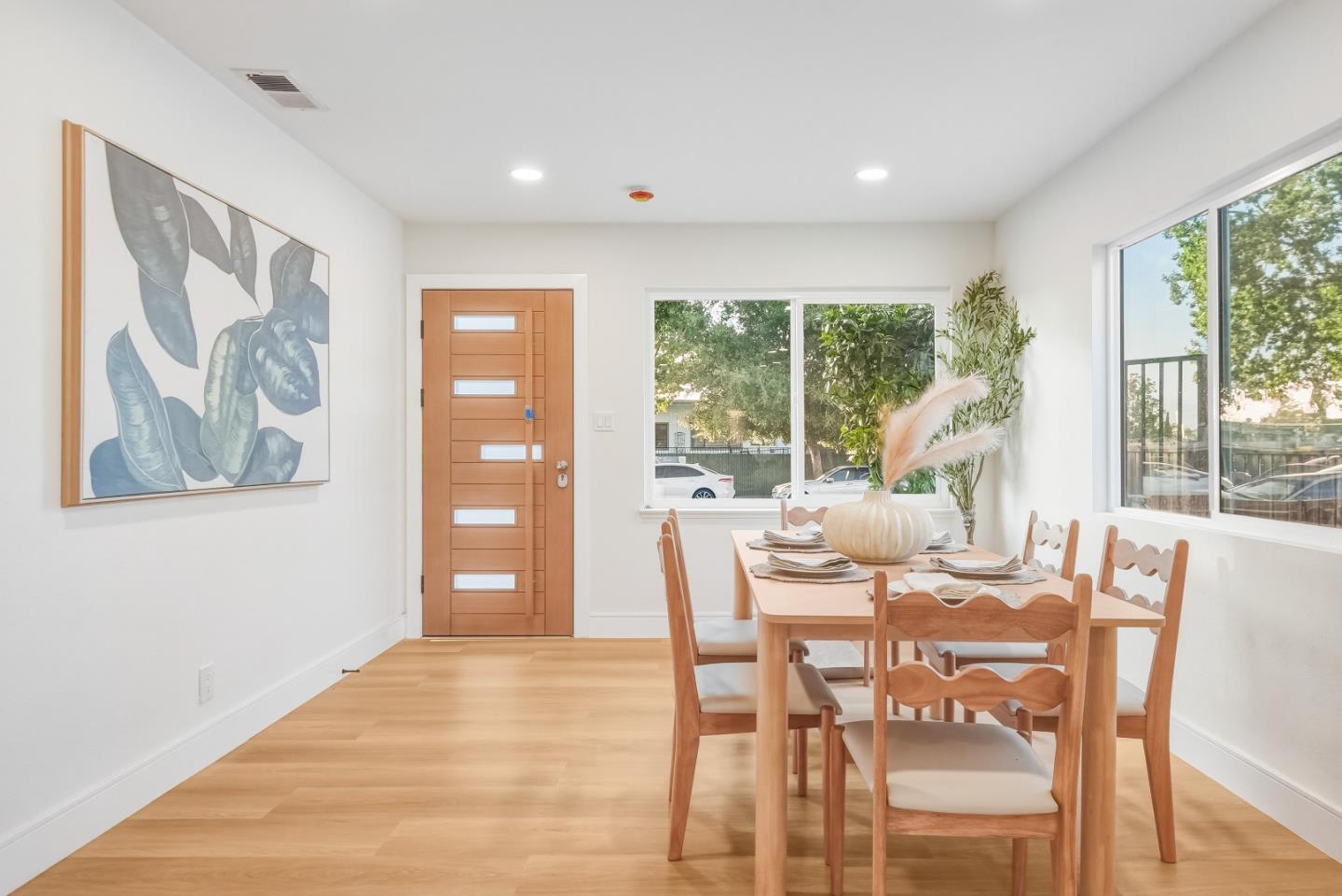 2398 Arden WAY - Living area
