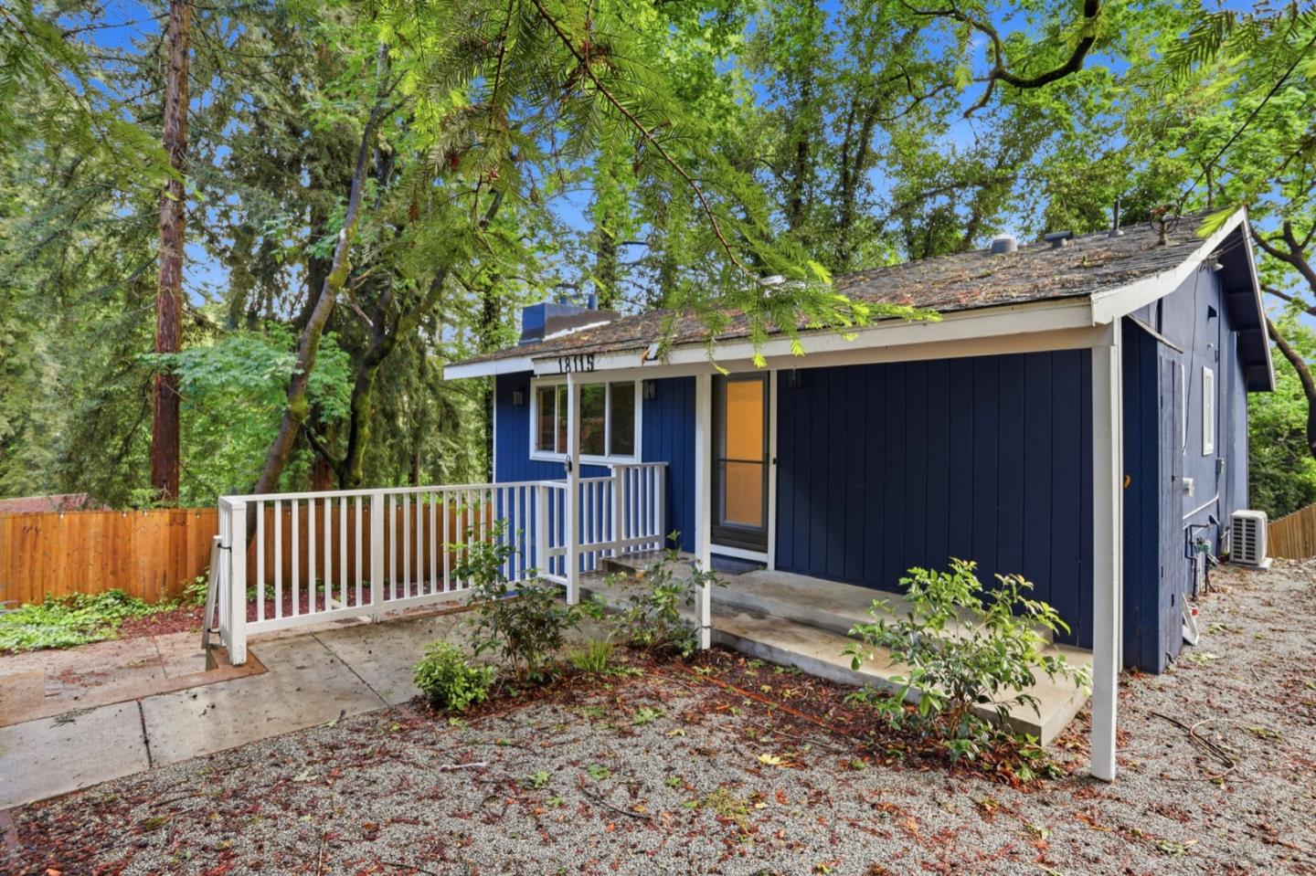 18115 La Verne DR - Bathroom
