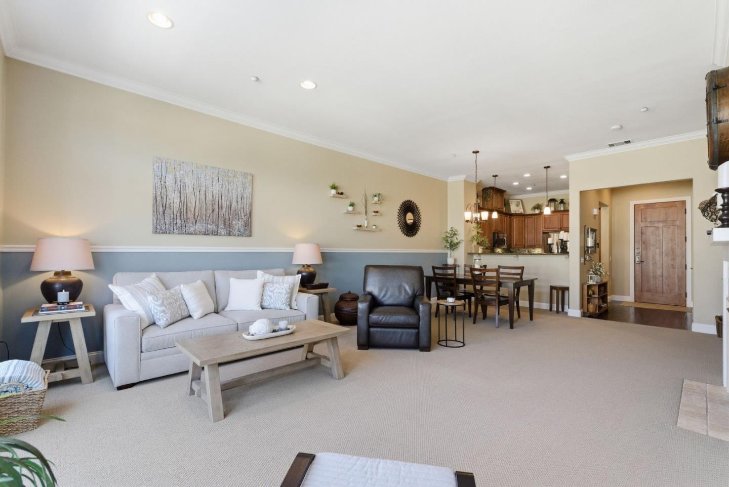 2881 Meridian AVE 306 - Interior