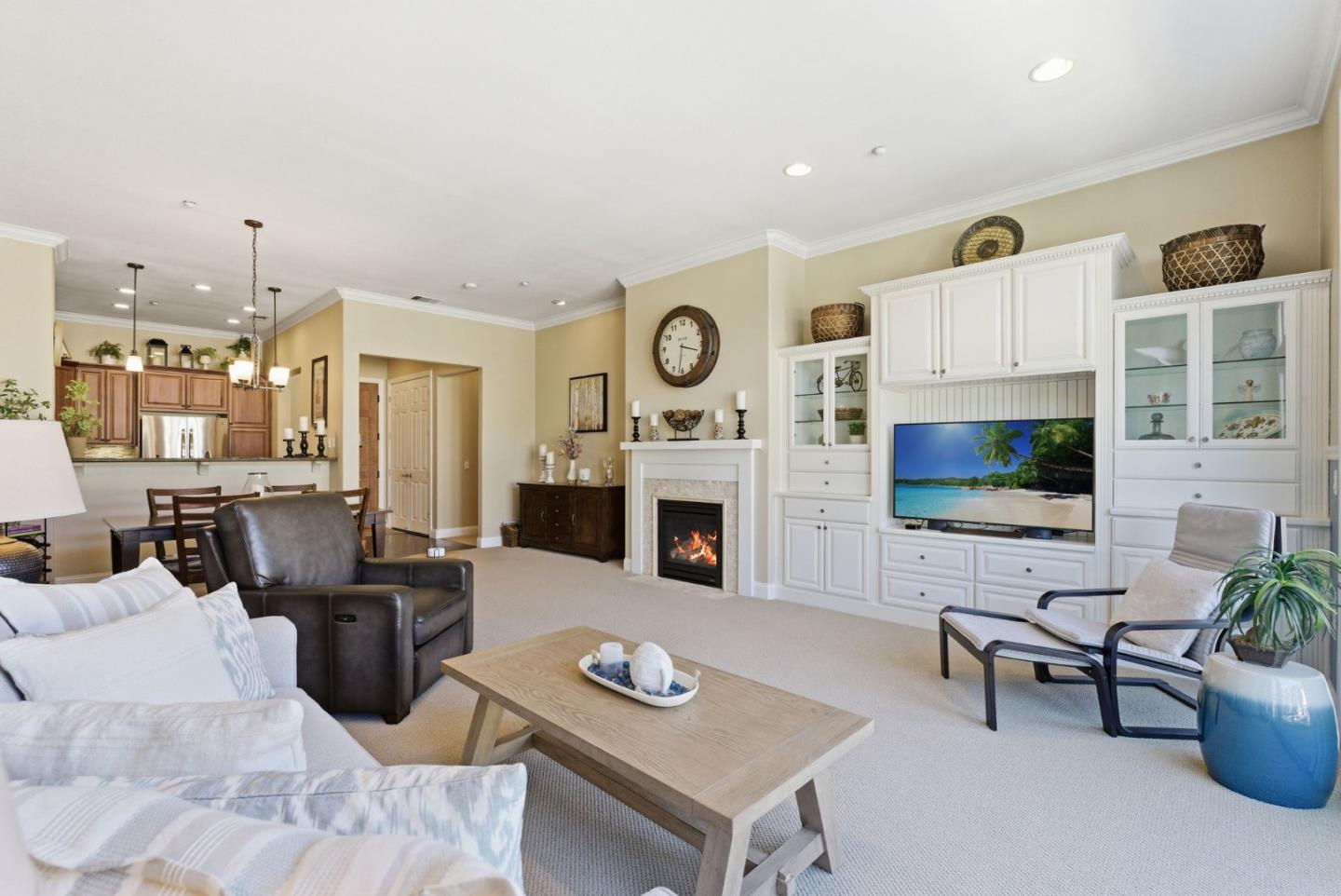 2881 Meridian AVE 306 - Kitchen