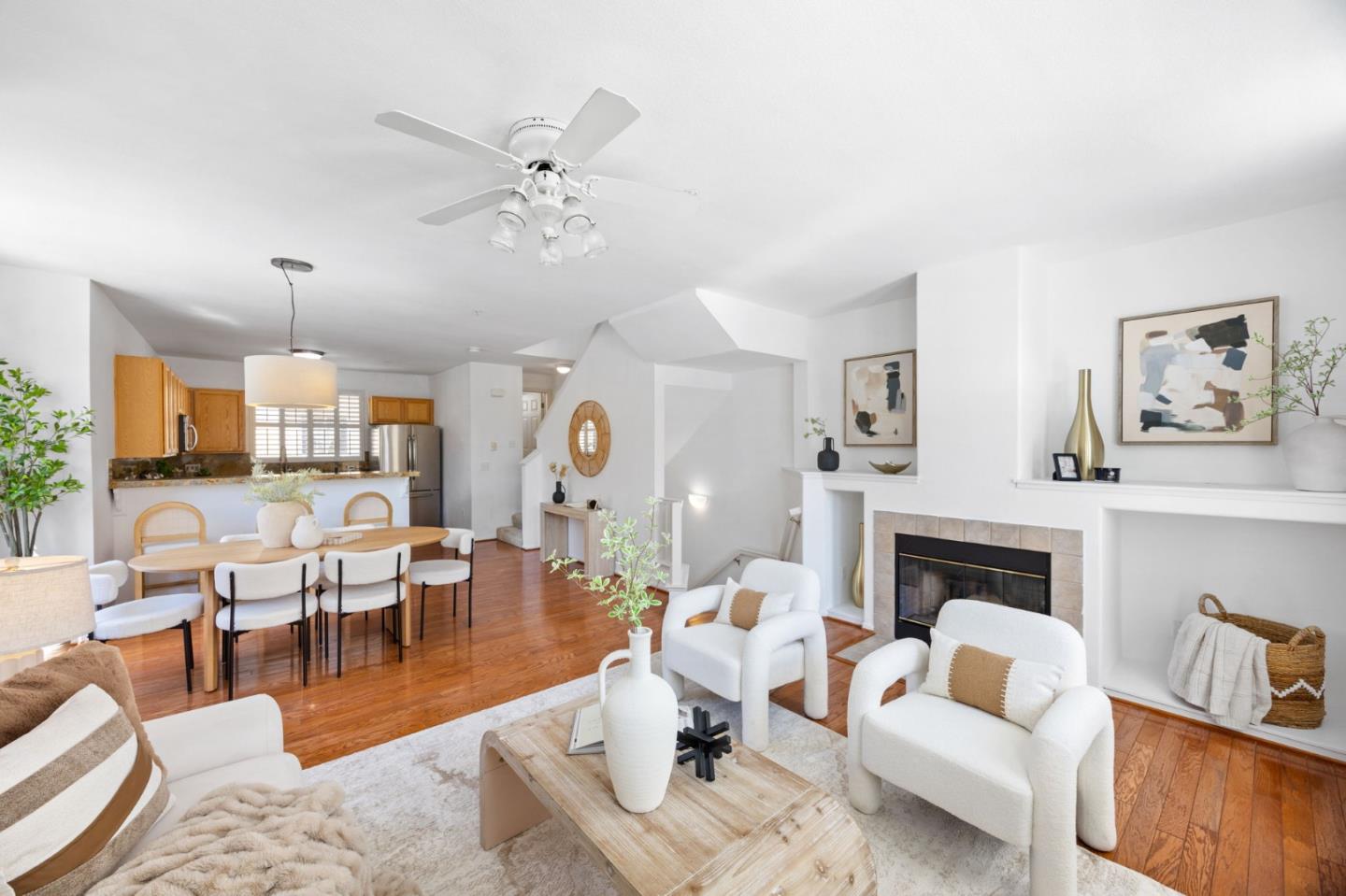 1690 Civic Center DR 701 - Living area