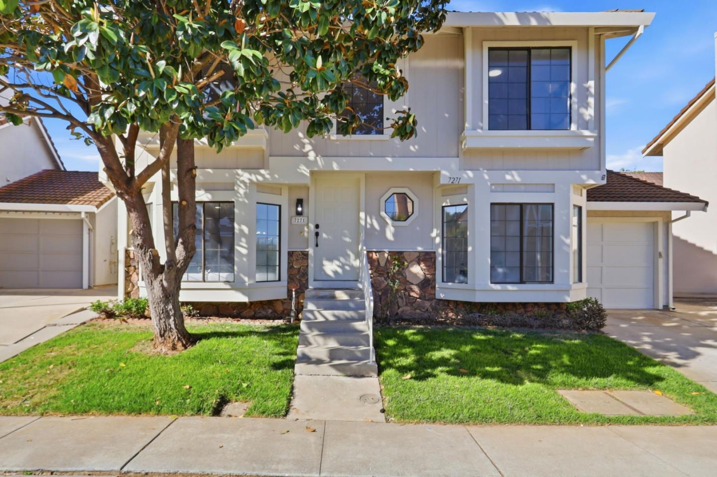 7271 Sleepy Creek DR