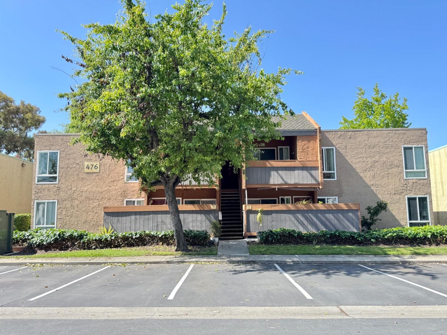 476 Dempsey RD 277 - Interior