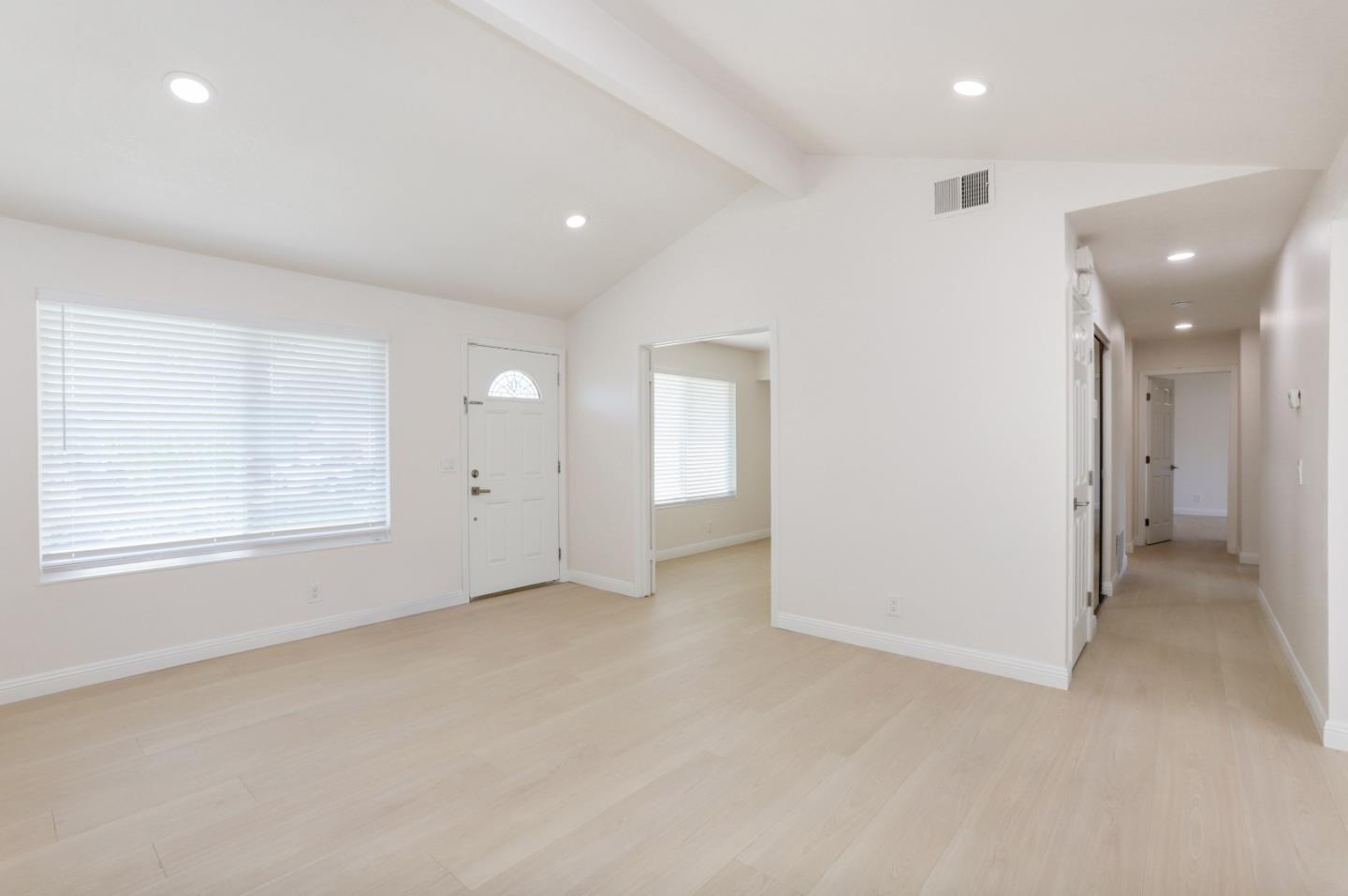 2015 Autumntree CT - Kitchen