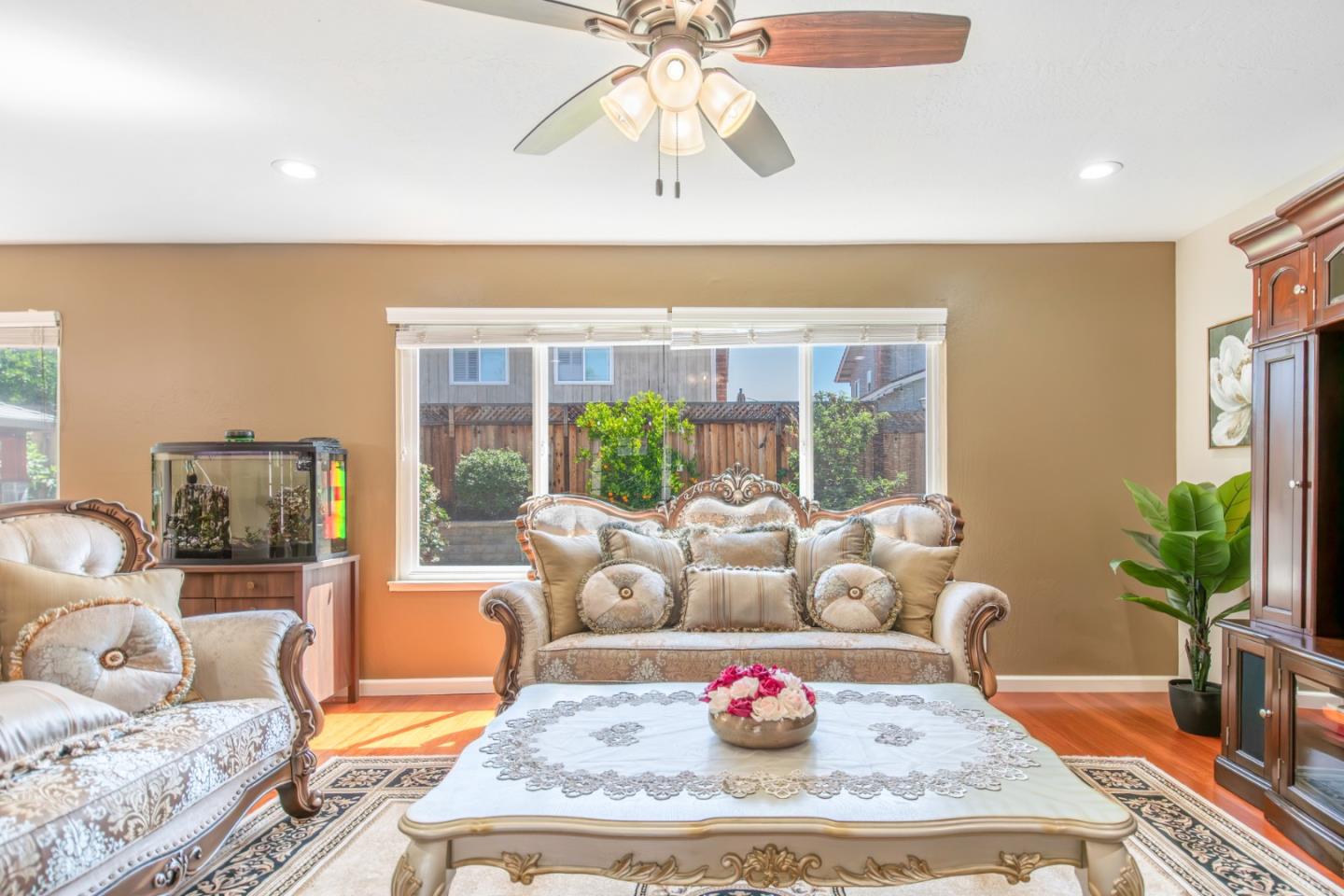 4474 Poinsettia CT - Kitchen