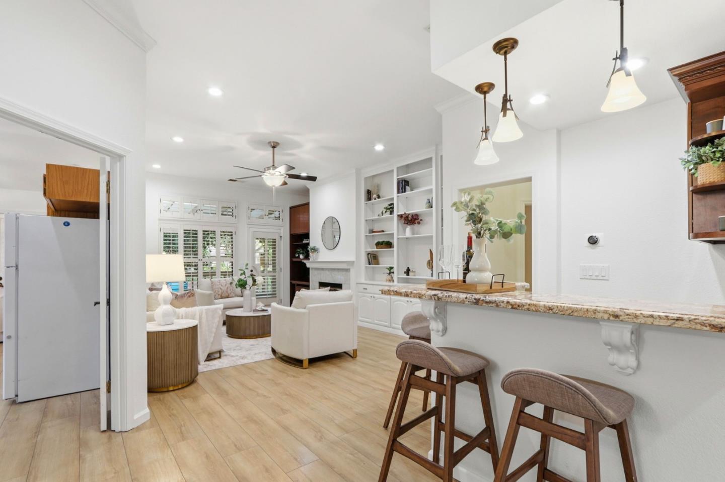 7886 Moorfoot CT - Kitchen