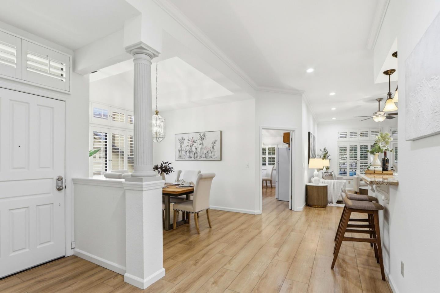 7886 Moorfoot CT - Living area