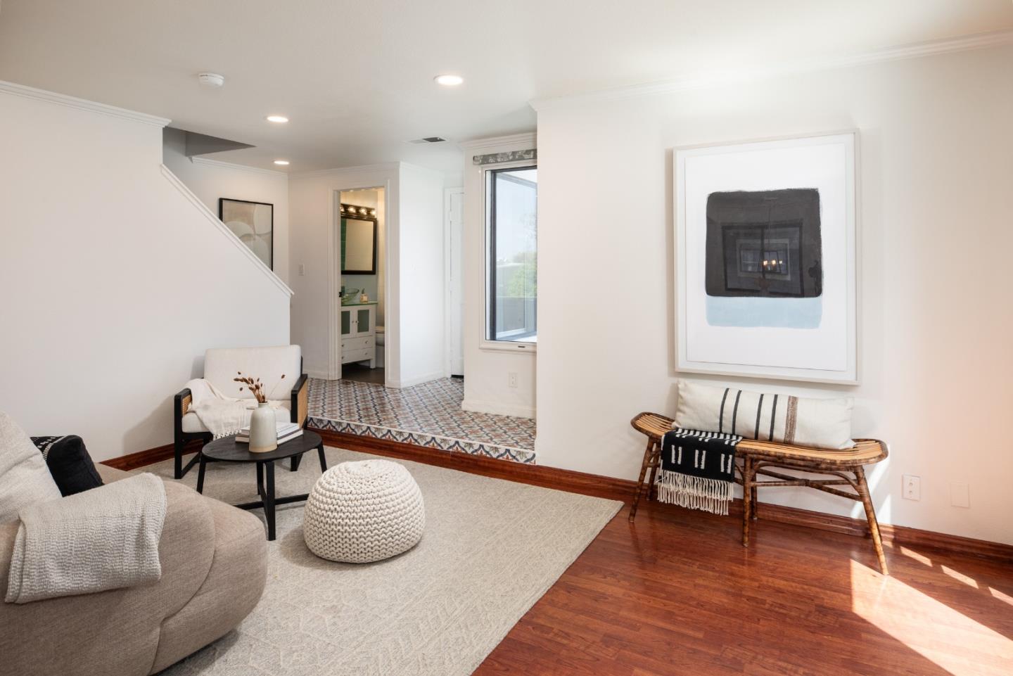 2211 Fazeli CT - Interior