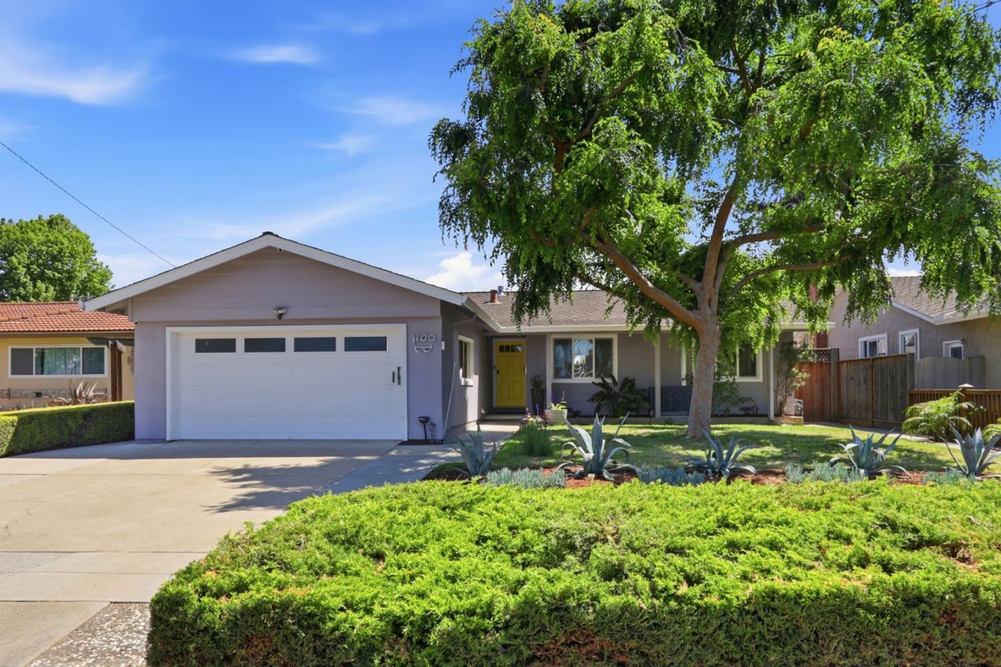 1690 Andalusia WAY