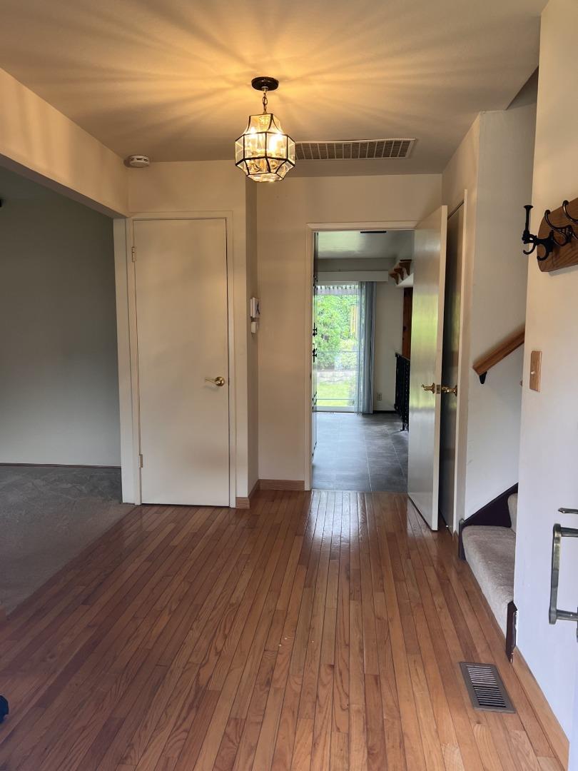 6669 Pebblewood CT - Bathroom