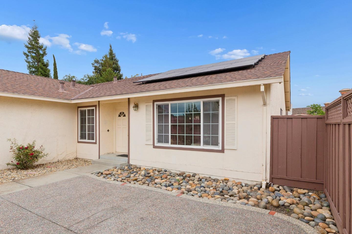 551 Edelweiss DR - Interior
