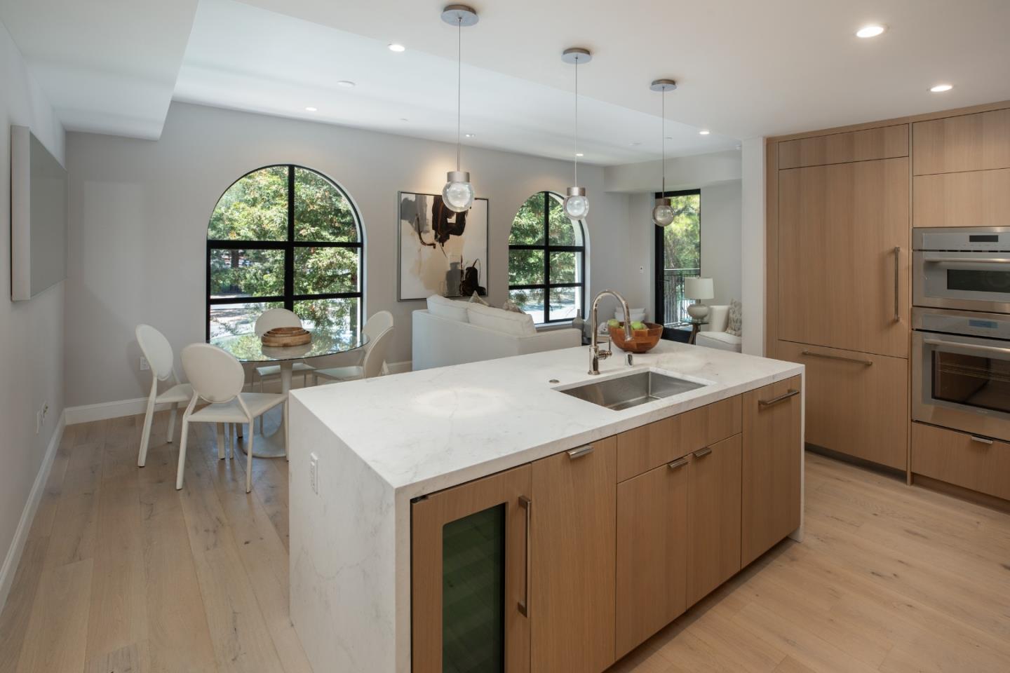 450 FIRST 208 - Kitchen