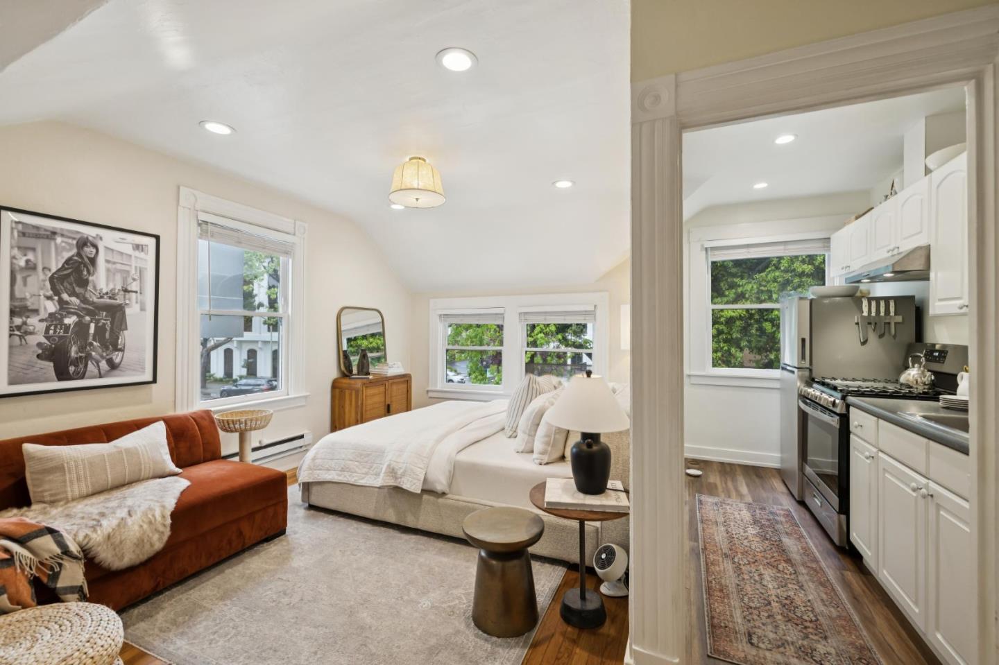525 Hamilton AVE - Bedroom