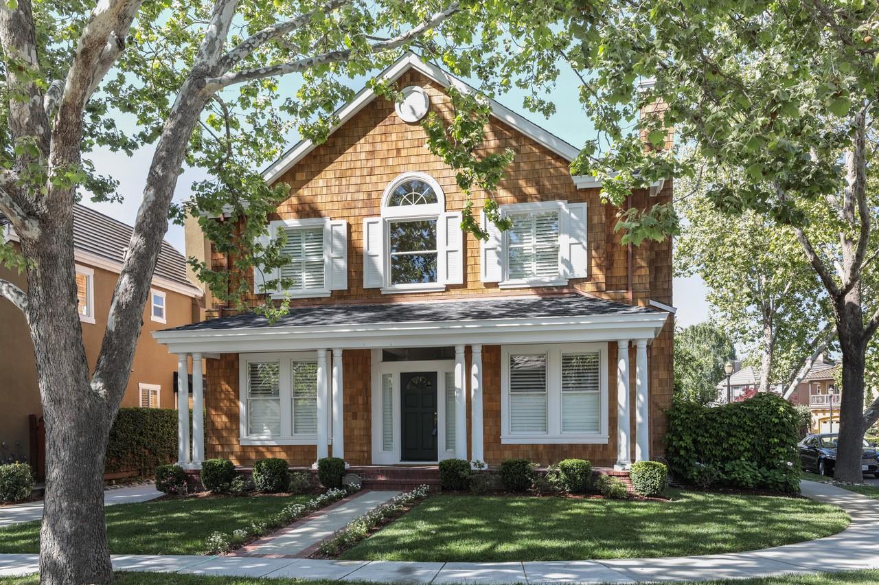 1484 Rosecrest TER
