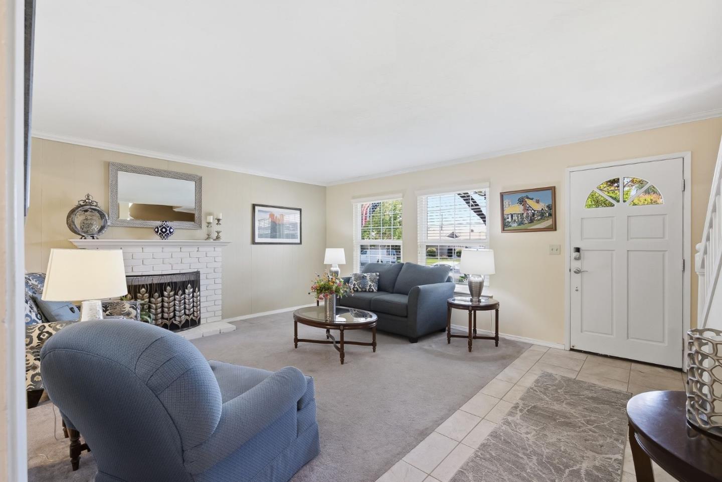 Calpine DR - Living area
