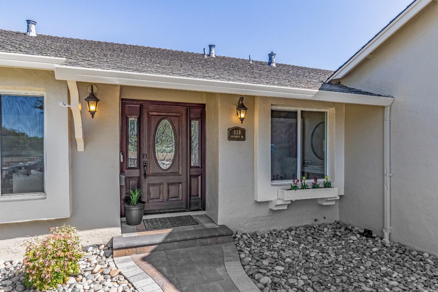 528 Edelweiss DR - Backyard