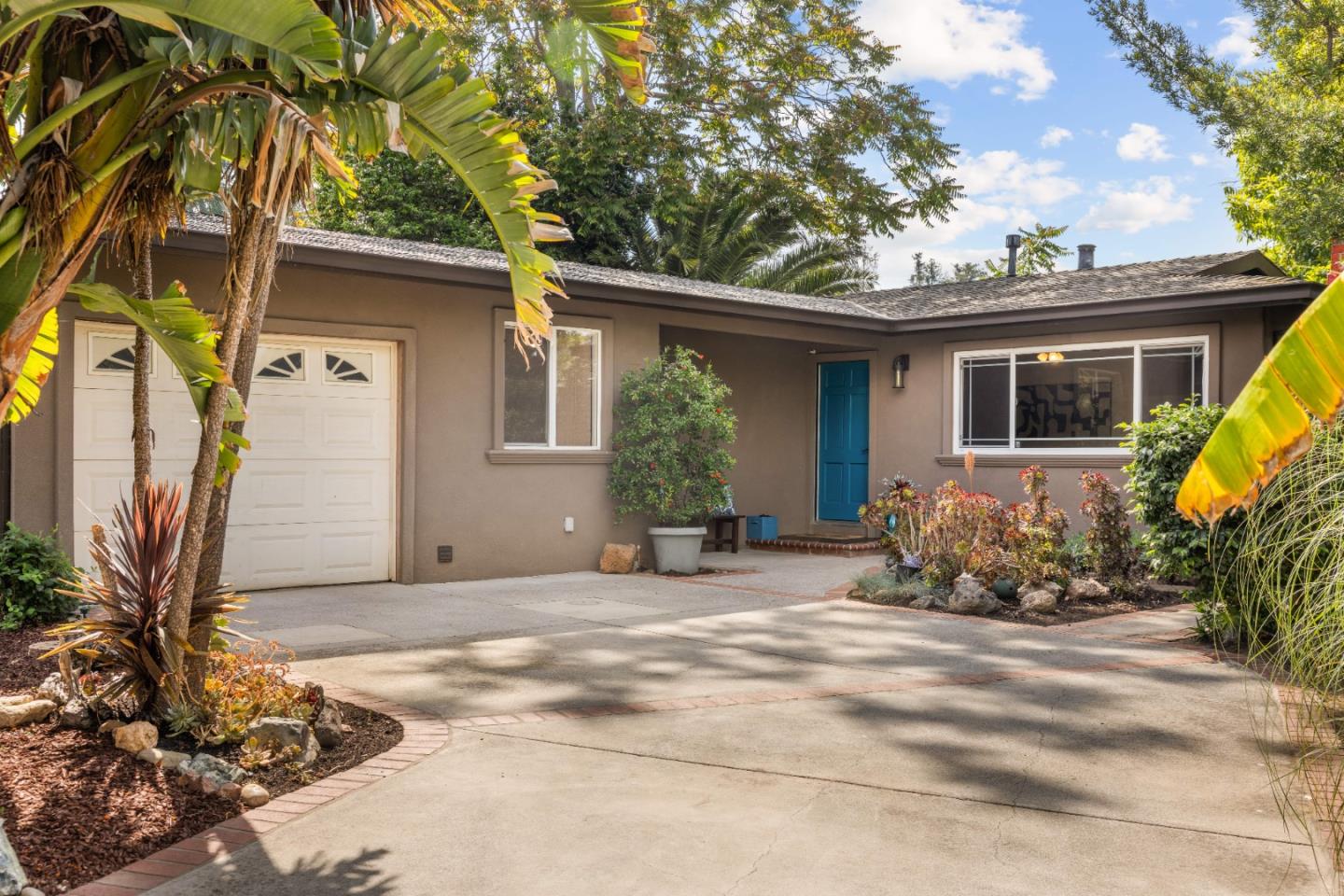 670 W Rincon AVE - Interior