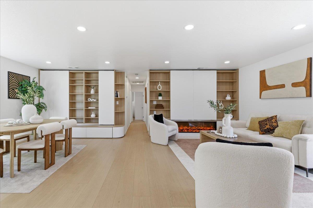 843 Hibiscus LN