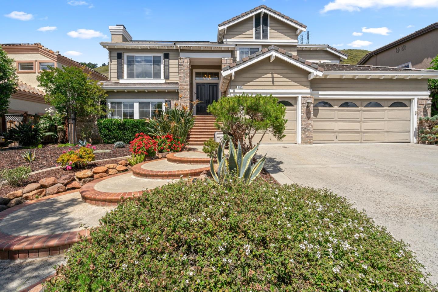 6523 Deer Hollow DR