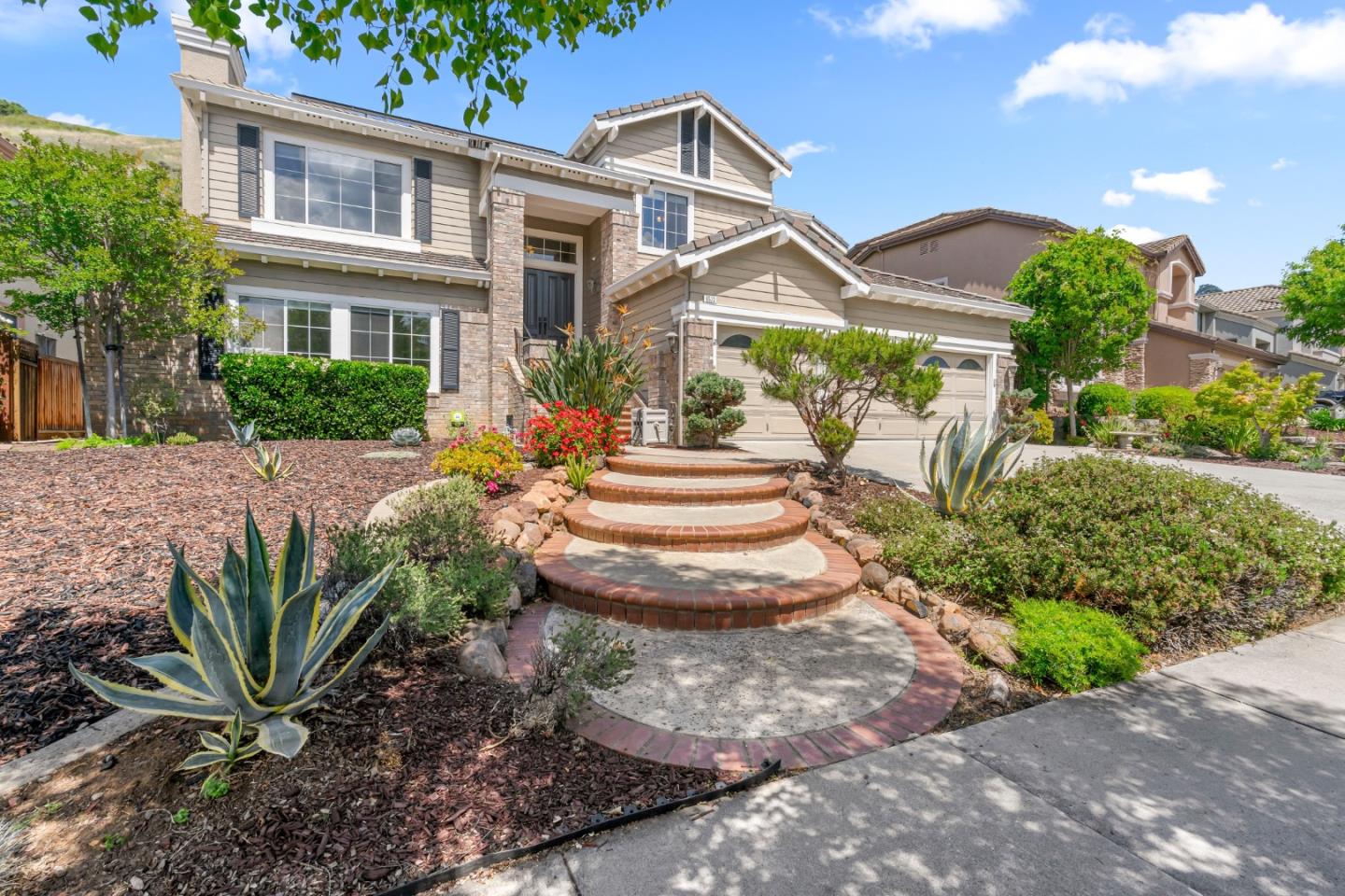 6523 Deer Hollow DR - Kitchen