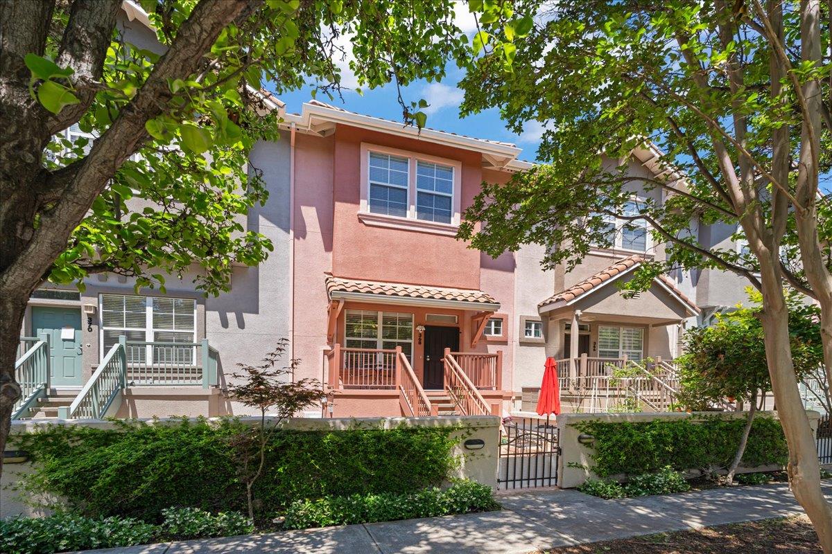 368 Meridian AVE