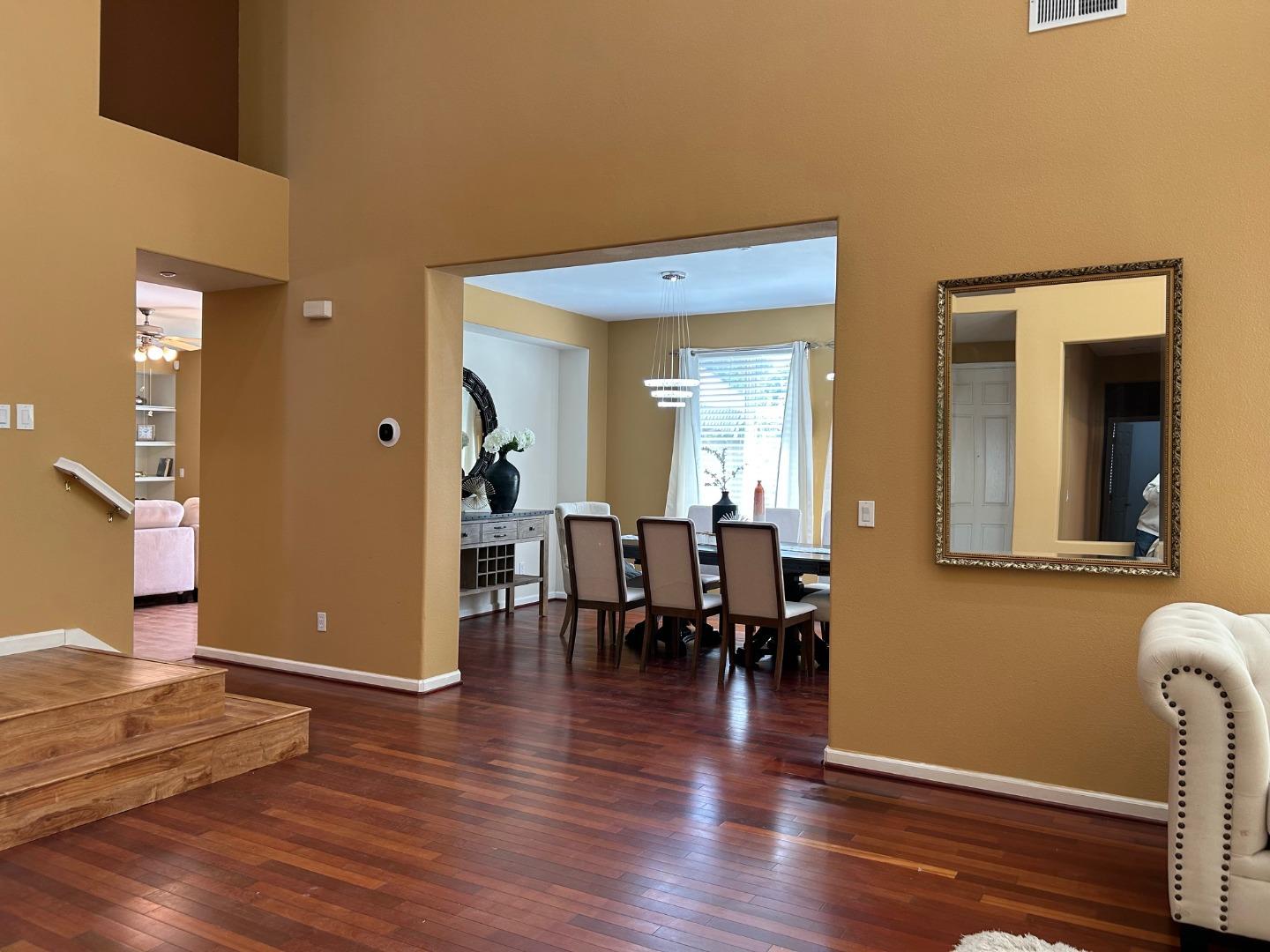 19301 Saffron DR - Bathroom