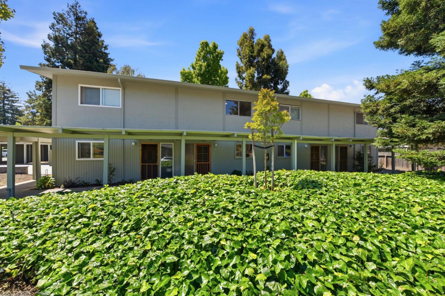 2047 Montecito AVE 2 - Interior