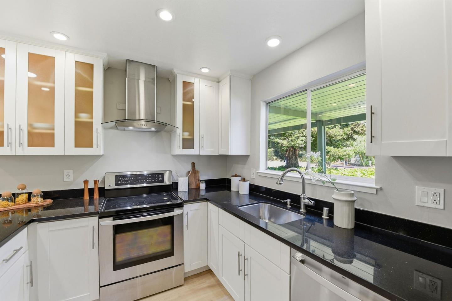 2047 Montecito AVE 2 - Bedroom