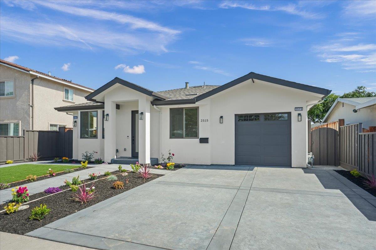 2515 Crystal DR