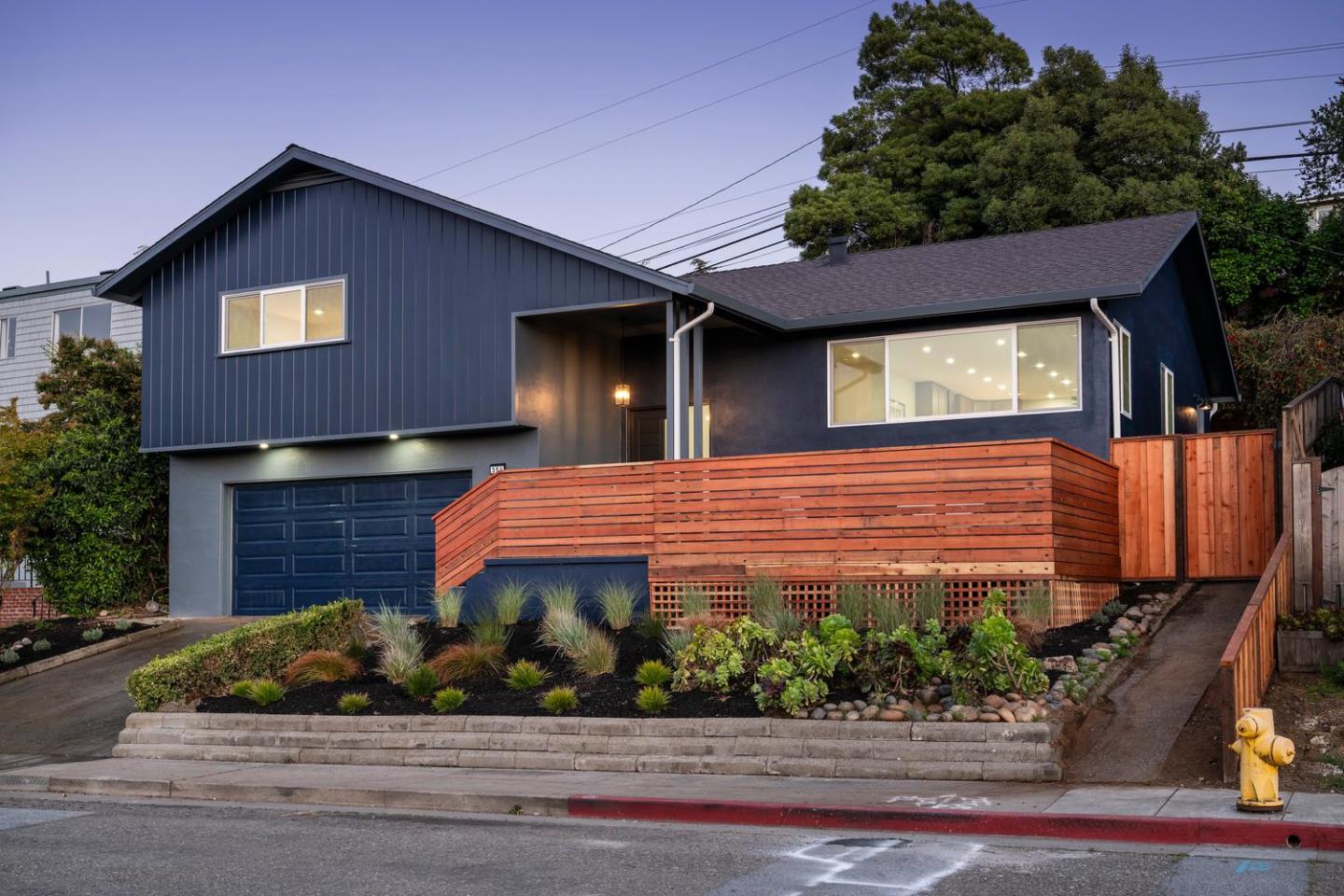 351 Rolling Hills AVE